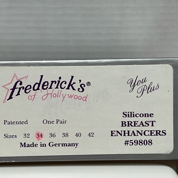 NEW Frederick’s Of Hollywood Silicone Breast Enhancers Size 34A Retails $189.00 - Picture 2 of 6